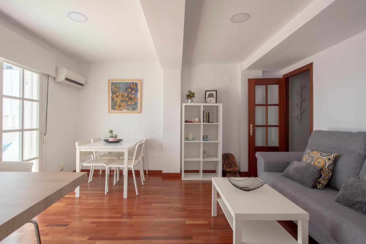 Calle San Jacinto, 57 Apartamento Seville Luaran gambar
