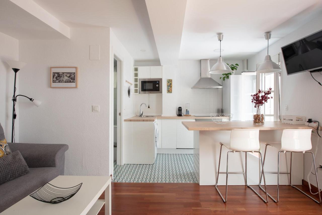 Calle San Jacinto, 57 Apartamento Seville Luaran gambar
